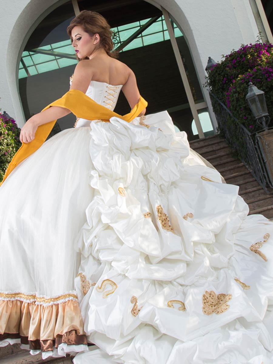 Vestido De Quinceañera Joanini Ch-010 100% Poliéster Beige/Dorado 600014