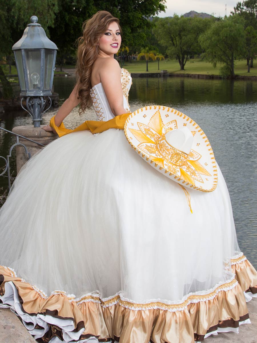 Vestido De Quinceañera Joanini Ch-010 100% Poliéster Beige/Dorado 600014